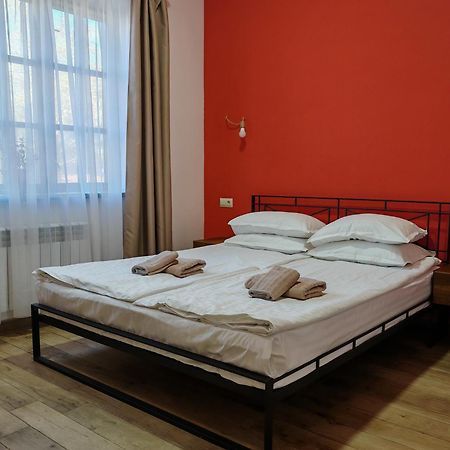 Blur Inn Gallery 耶烈万 外观 照片