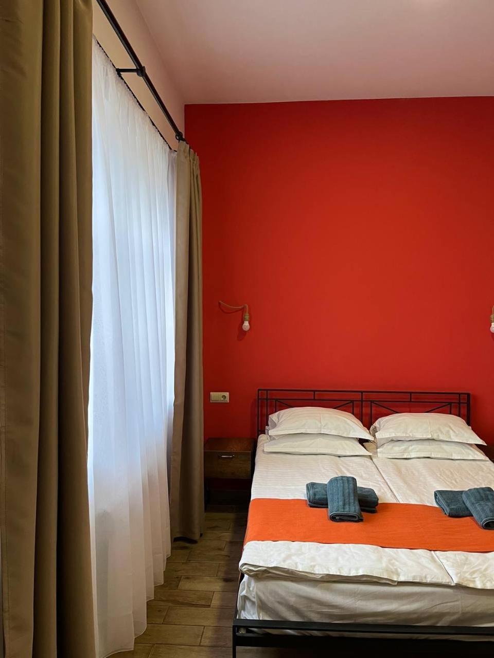 Blur Inn Gallery 耶烈万 外观 照片