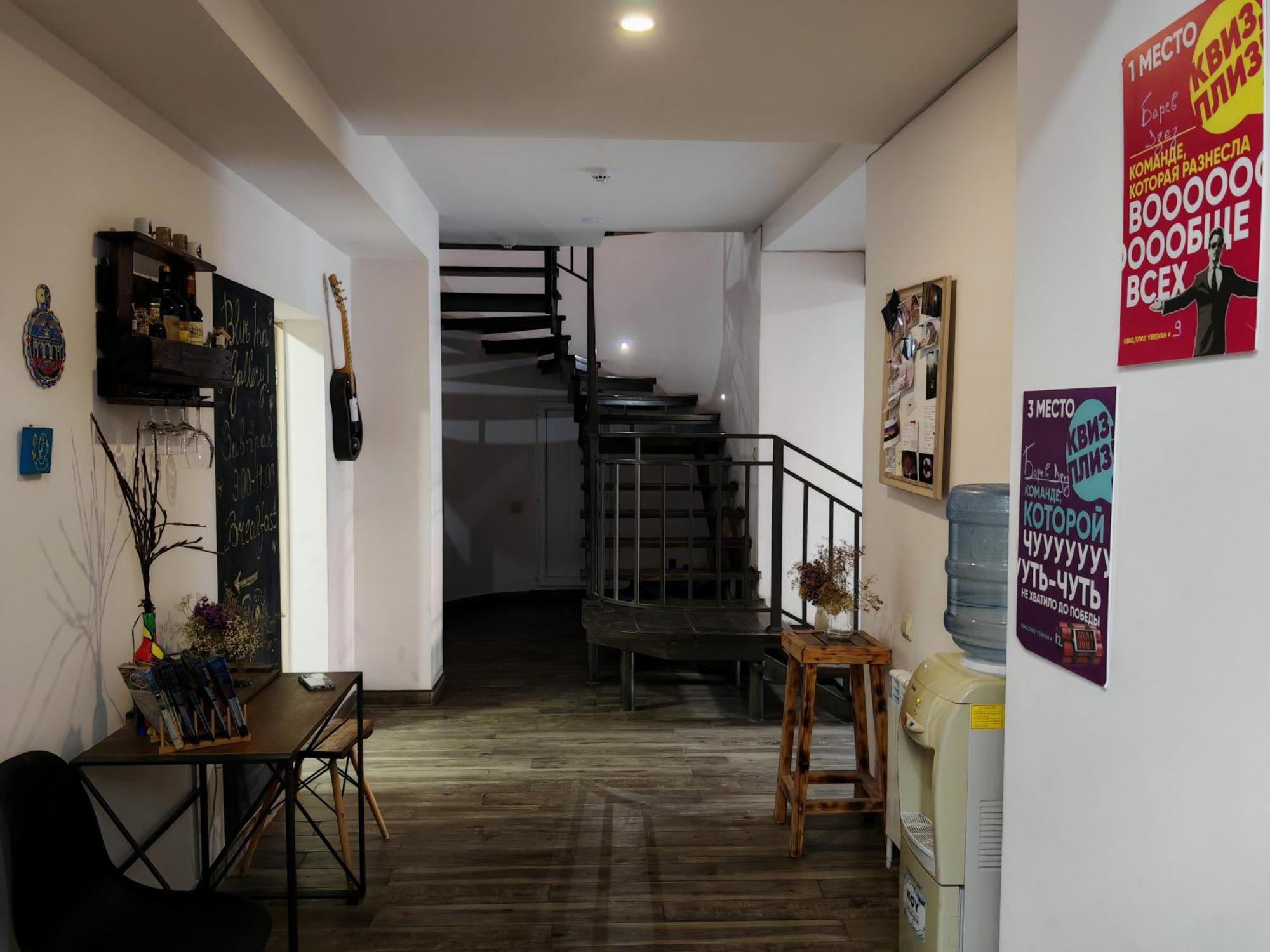 Blur Inn Gallery 耶烈万 外观 照片