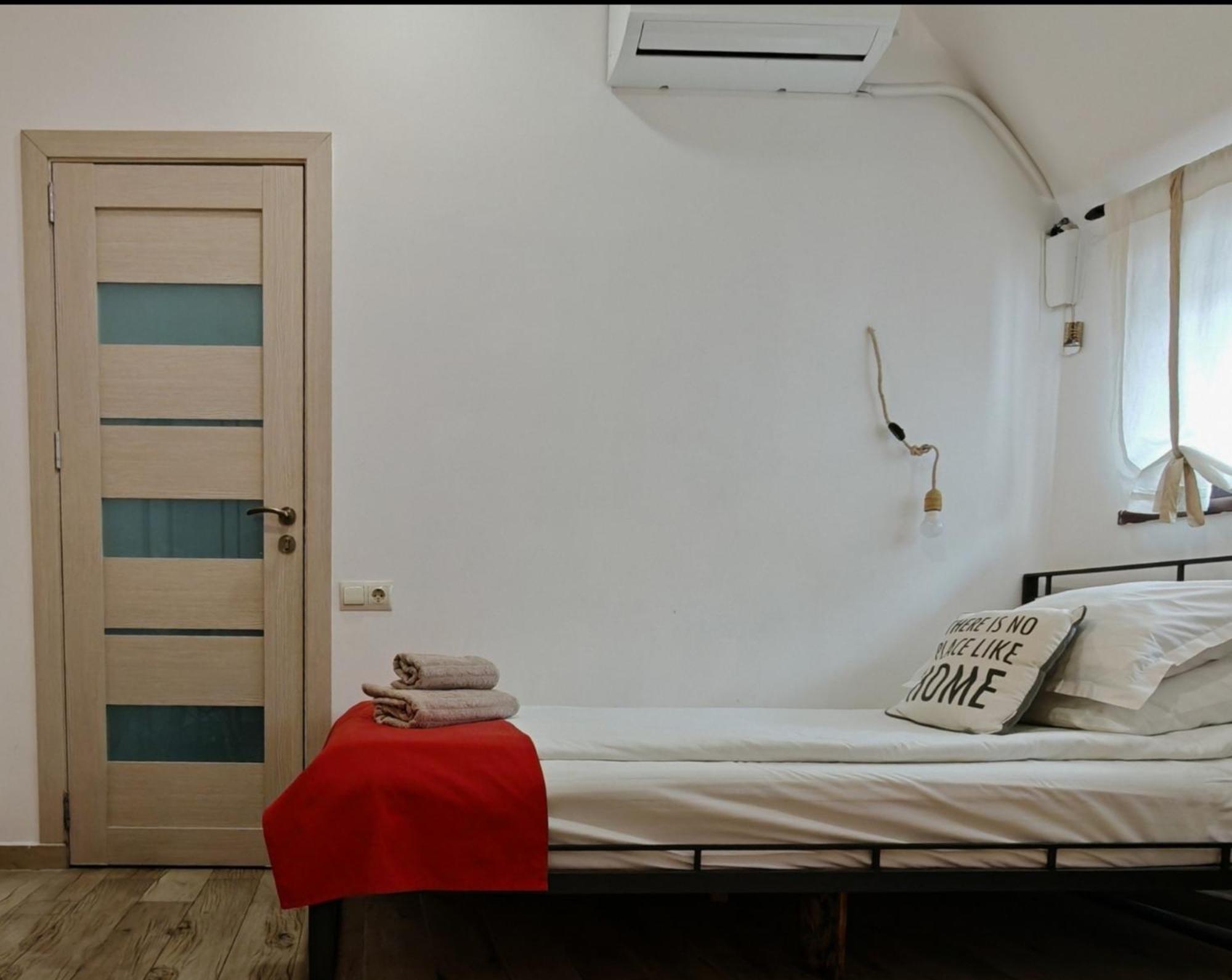 Blur Inn Gallery 耶烈万 外观 照片